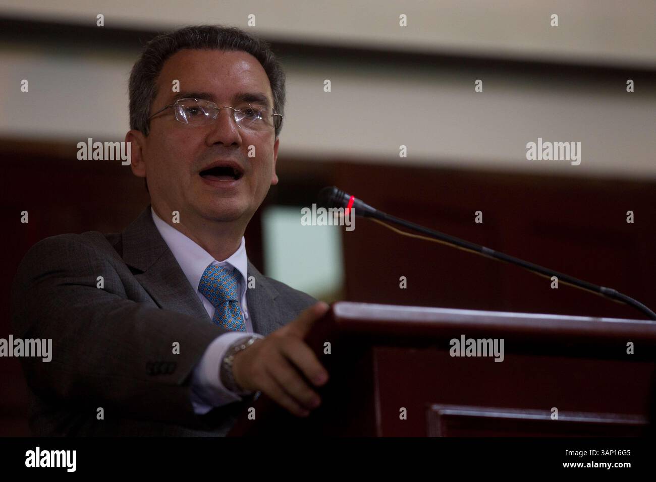 Miguel angel torres hi-res stock photography and images - Alamy