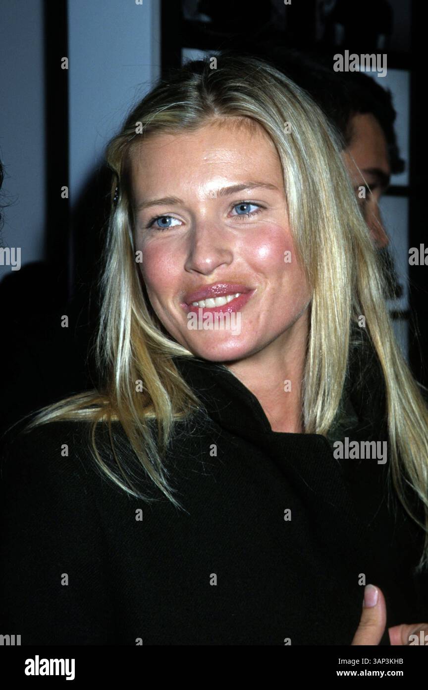 Daniela pestova 1999 hi-res stock photography and images - Alamy