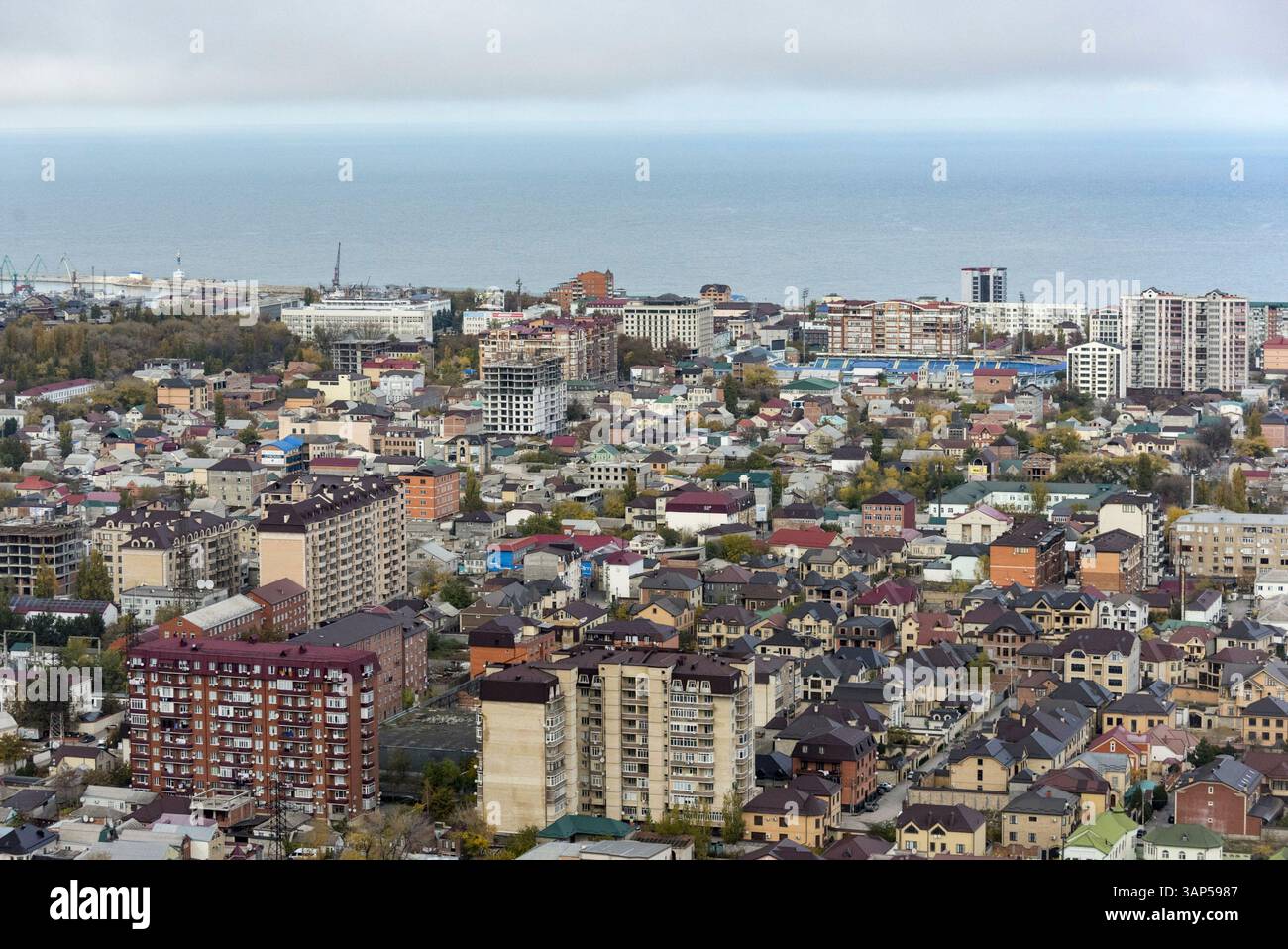 Дағыстандық әйел сексуалдық видео түсіреді