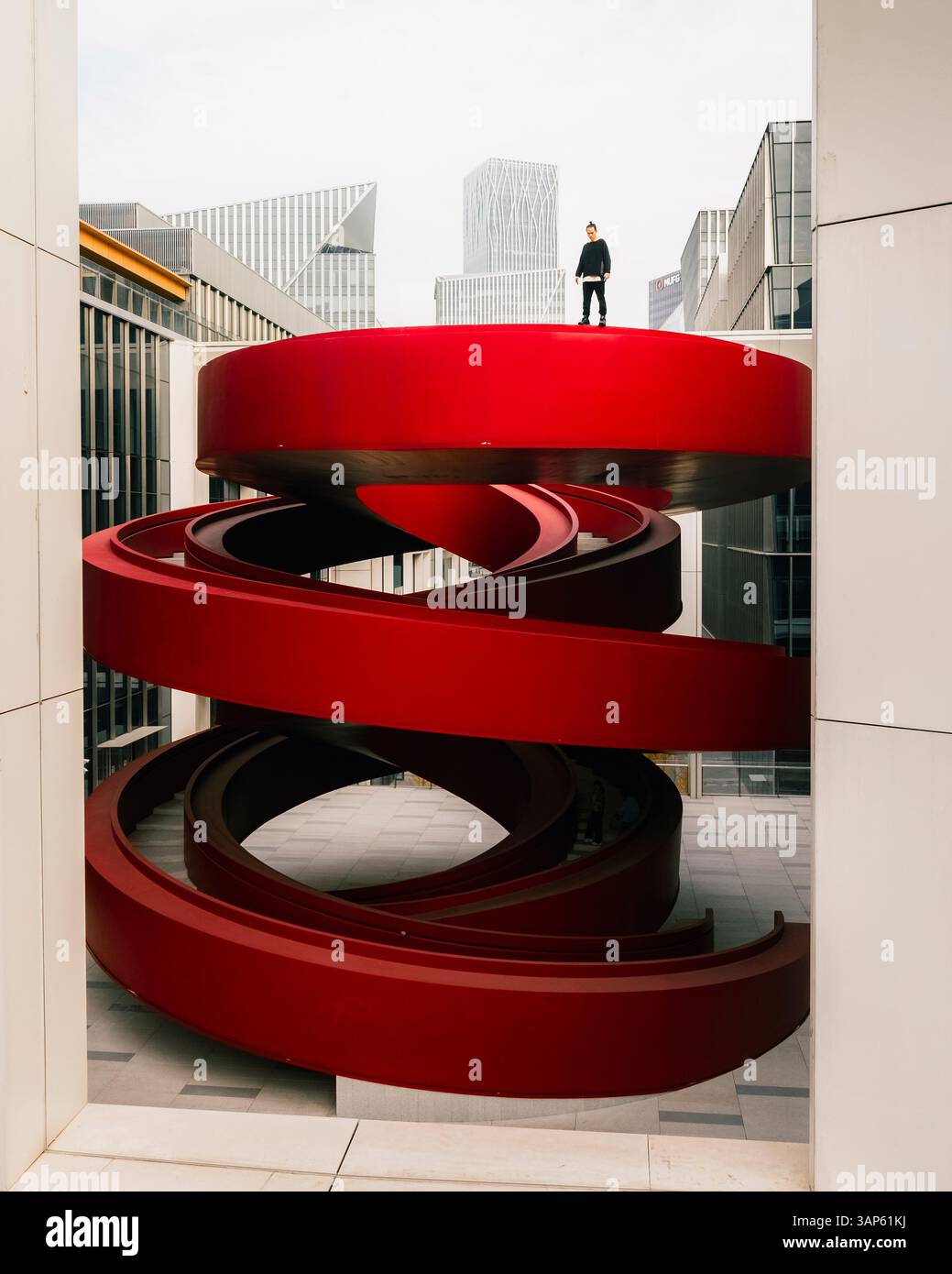 Walkway pudong shanghai china hi-res stock photography and images - Alamy