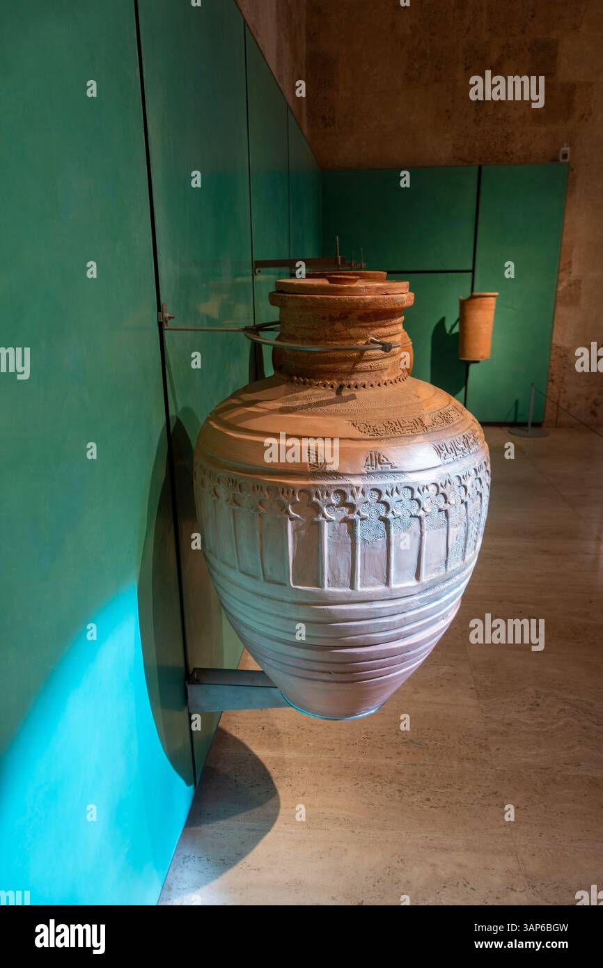 Alhambra Vase Ceramic Body Portrait, Nasrid Pottery Art Exposition,  Charles V Palace Ground Floor Museum Detail, Granada Andalusia Spain Stock Photo