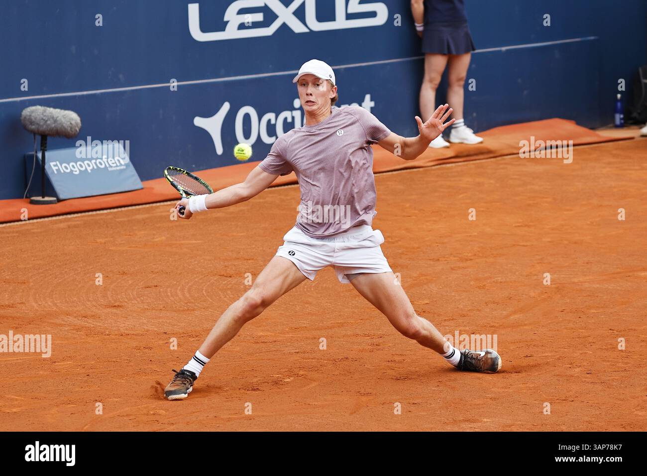 Barcelona Spain 15th Apr 2025 Ethan Quinn USA APRIL15 2025 Barcelona Spain 15th Apr 2025 Ethan Quinn Usa April15 2025 Tennis Ethan Quinn During Singles 1st Round Match Against Carlos Alcaraz On The Barcelona Open Banc Sabadell Tennis Tournament At The Real Club De Tenis De Barcelona In Barcelona Spain Credit Mutsu Live News Credit Aflo Co Ltdalamy Live News 3AP78K7 
