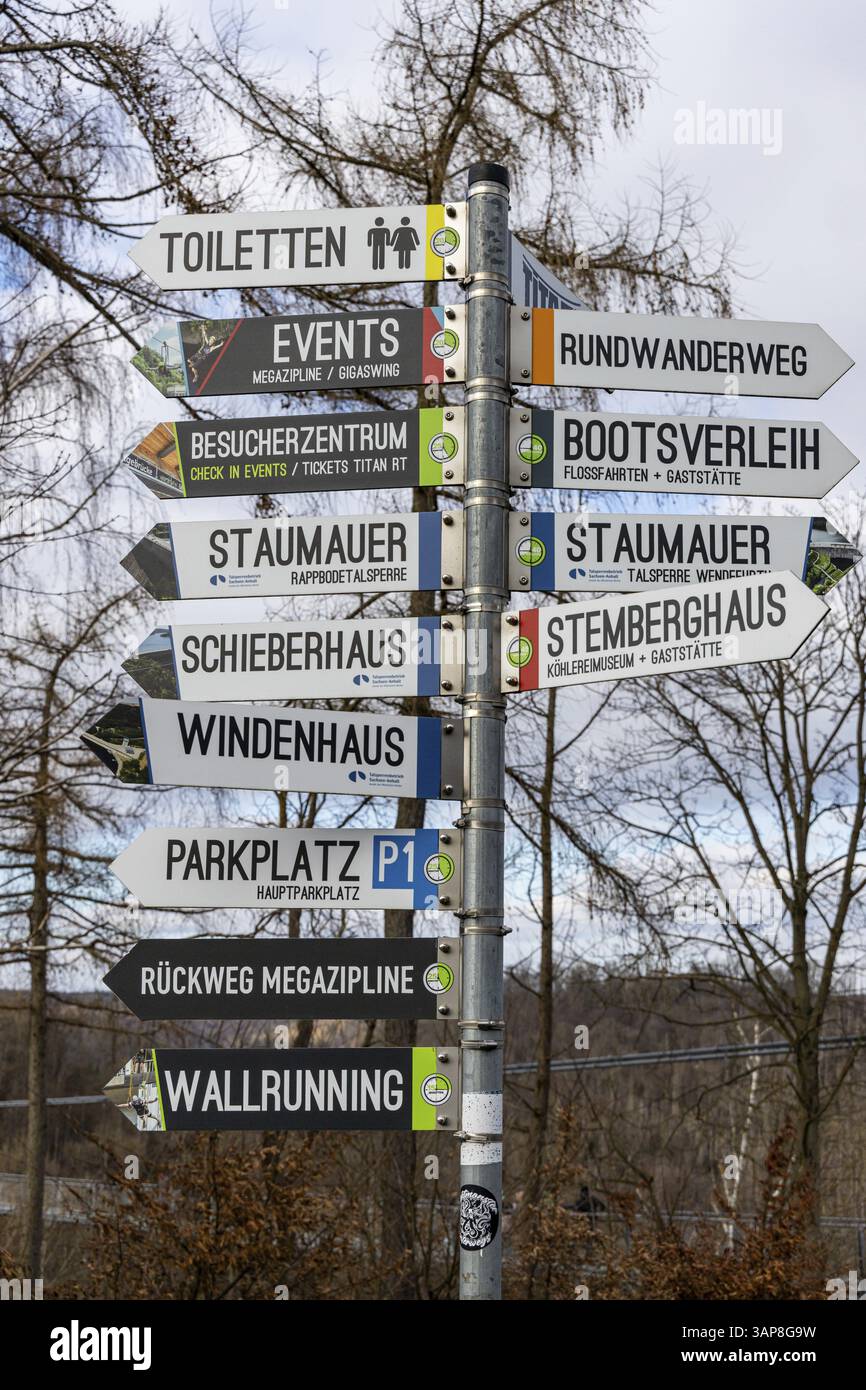 Toilet signposts hi-res stock photography and images - Alamy