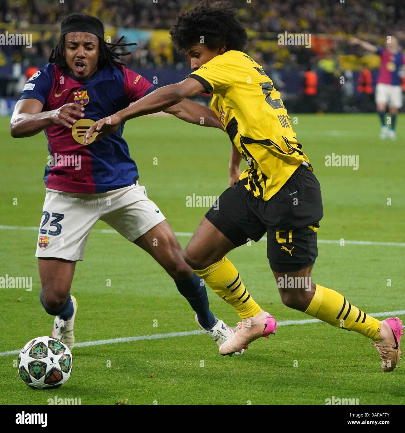 Karim Adeyemi Completes Shock Transfer to Barcelona as Flick's Star Signing