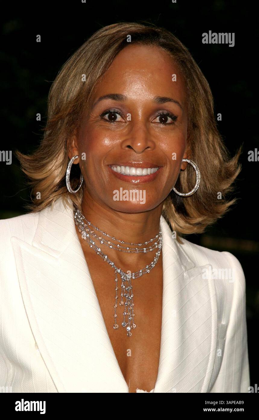 Jan. 1, 2011 - New York, New York, U.S. - FAYE WATTLETON ARRIVING AT THE PUBLIC THEATER'S SUMMER BENEFIT AND OPENING NIGHT PERFORMANCE OF MUCH ADO ABOUT NOTHING AT THE DELACORTE THEATER IN CENTRAL PARK IN NEW YORK New York ON JULY 13, 2004.    /   2004..K38324HMC(Credit Image: © Henry McGee/Globe Photos/ZUMAPRESS.com) Stock Photo