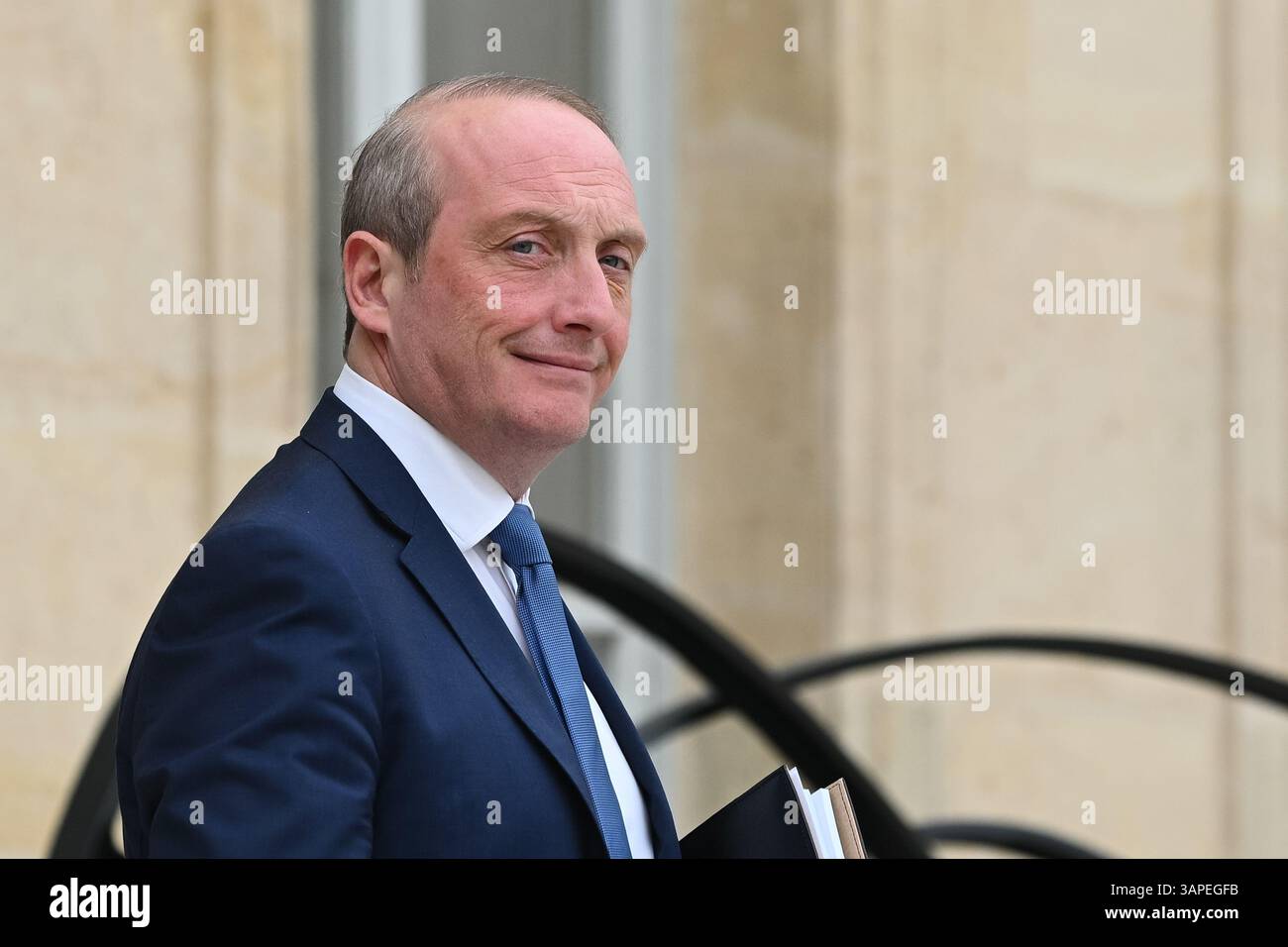 Ministre de la fonction publique hi-res stock photography and images ...