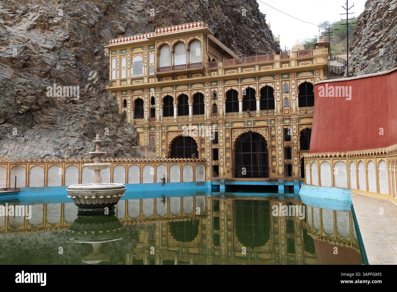 Zanana Kund, Galta Ji temple, Jaipur, Rajasthan, India, Asia Stock Photo