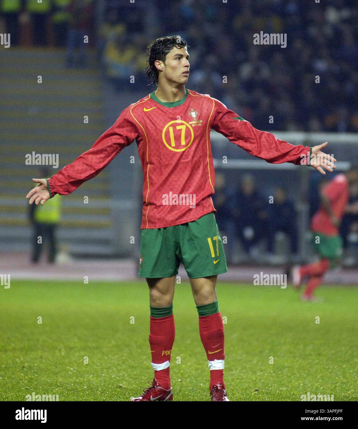 Ronaldo portugal 2005 hi-res stock photography and images - Alamy