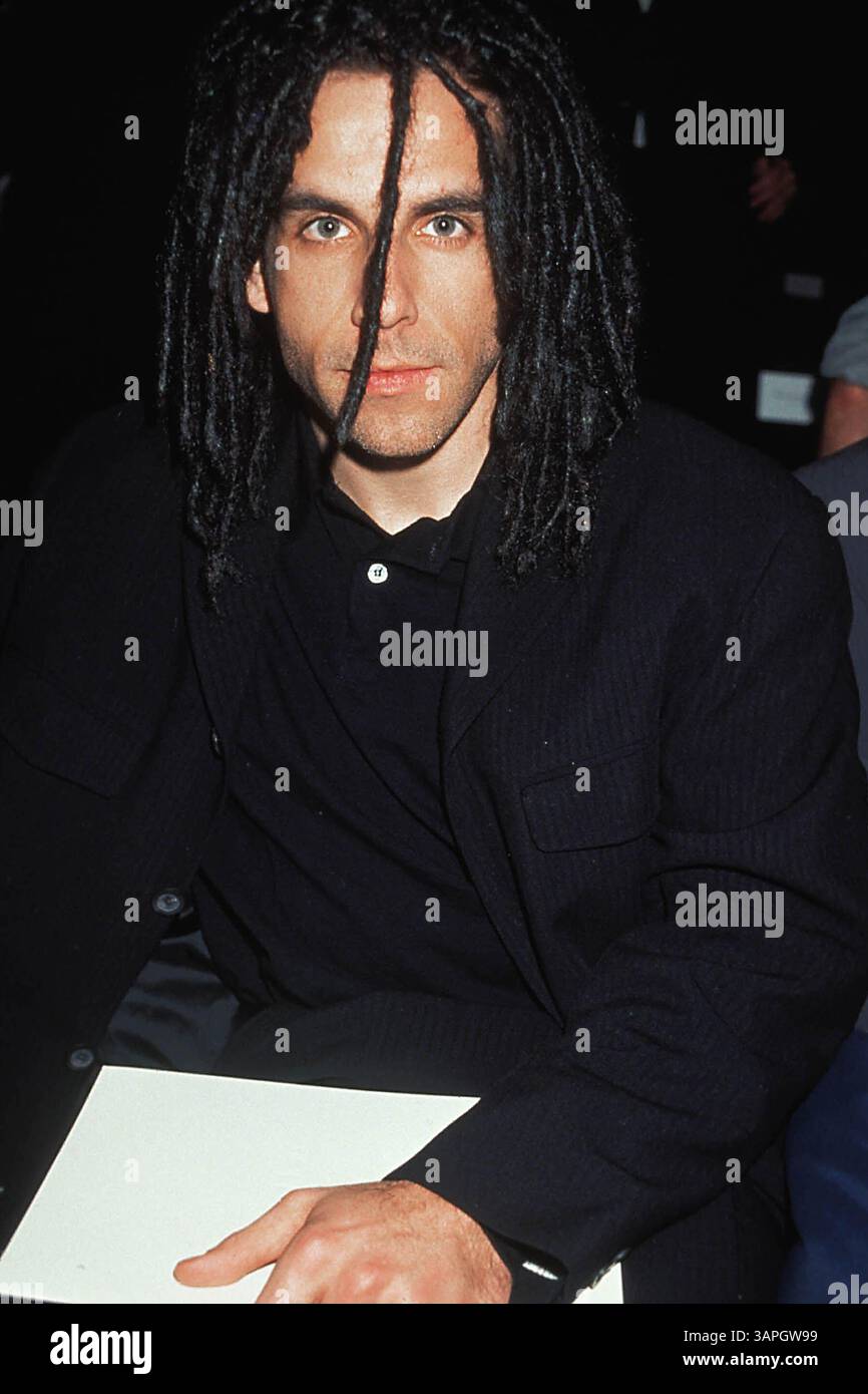 Ben stiller 1995 hi-res stock photography and images - Alamy, image size:866x1390