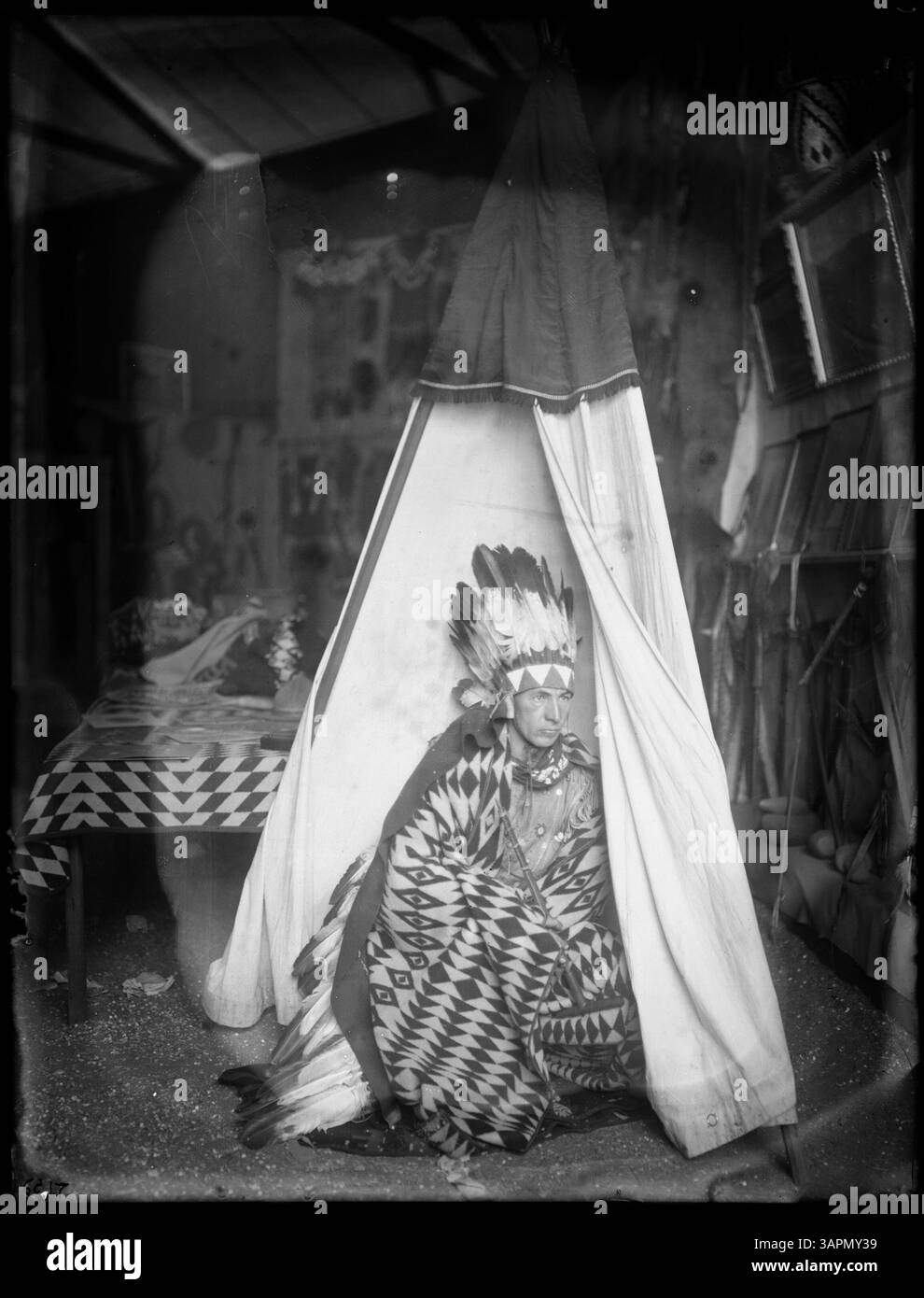 Jewelry and regalia Black and White Stock Photos & Images - Alamy