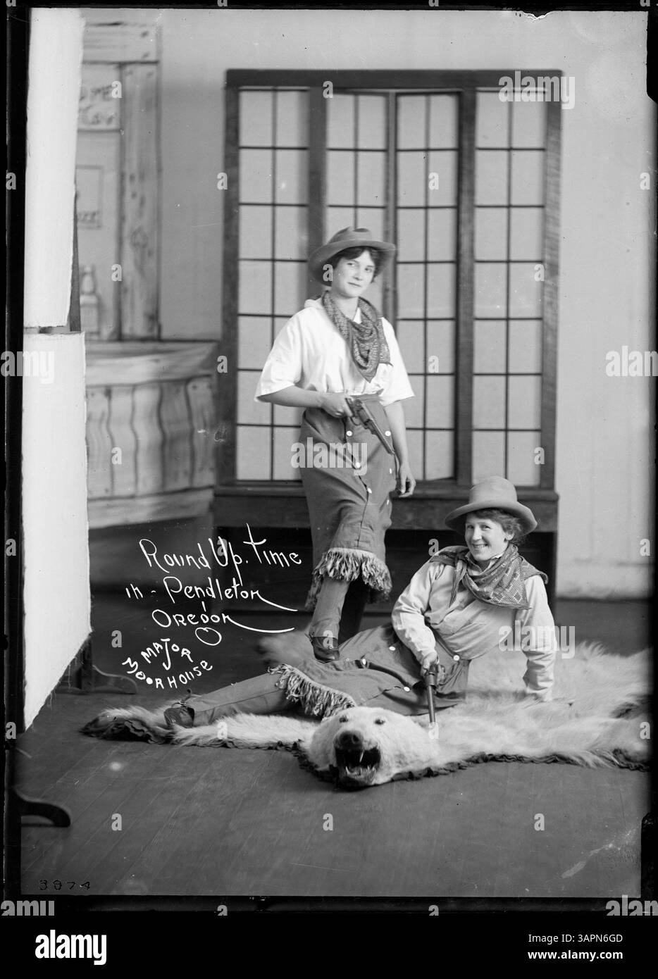 This photograph by Lee Moorhouse is an advertisement photo for a ...