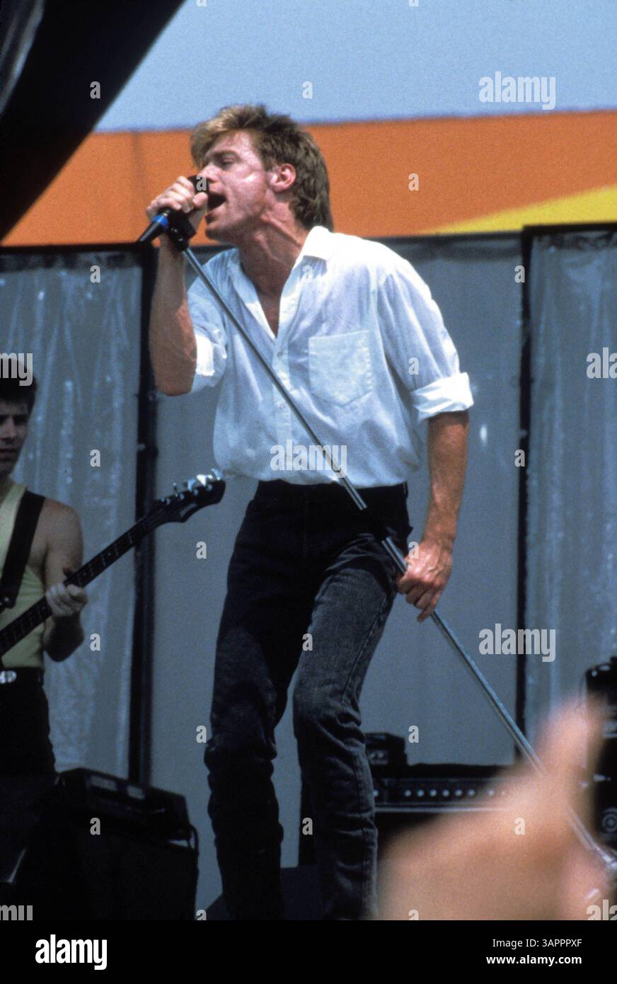 希少★BRYAN ADAMS ピンバッジ　1985 June 22, 1985 On this day 40 years ago Bryan Adams has his