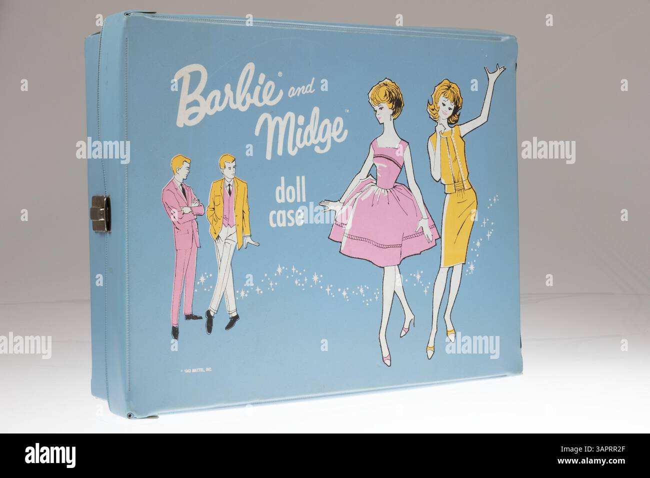 Vintage midge barbie doll hi-res stock photography and images - Alamy