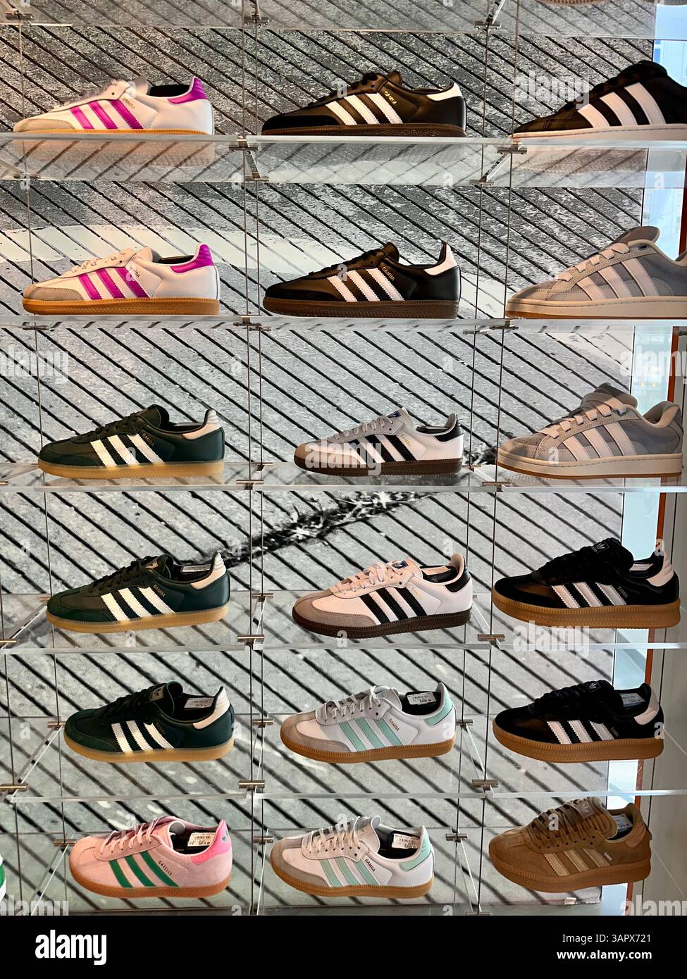 adidas gazelle silver green womens adidas Samba Classic Black/White 12