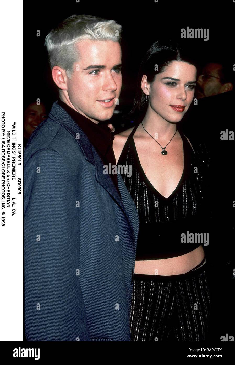 Wild things 1998 neve campbell hi-res stock photography and images - Alamy