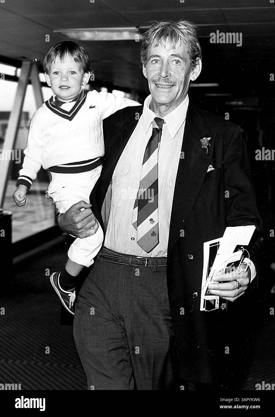 Peter otoole heathrow airport hi-res stock photography and images - Alamy, image size:919x1390