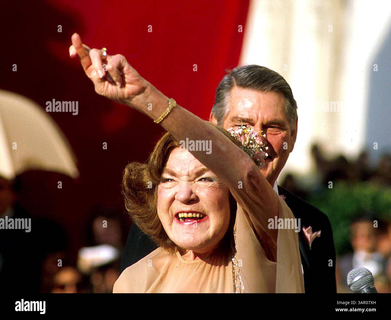 Anne ramsey hi-res stock photography and images - Alamy, image size:1300x1065