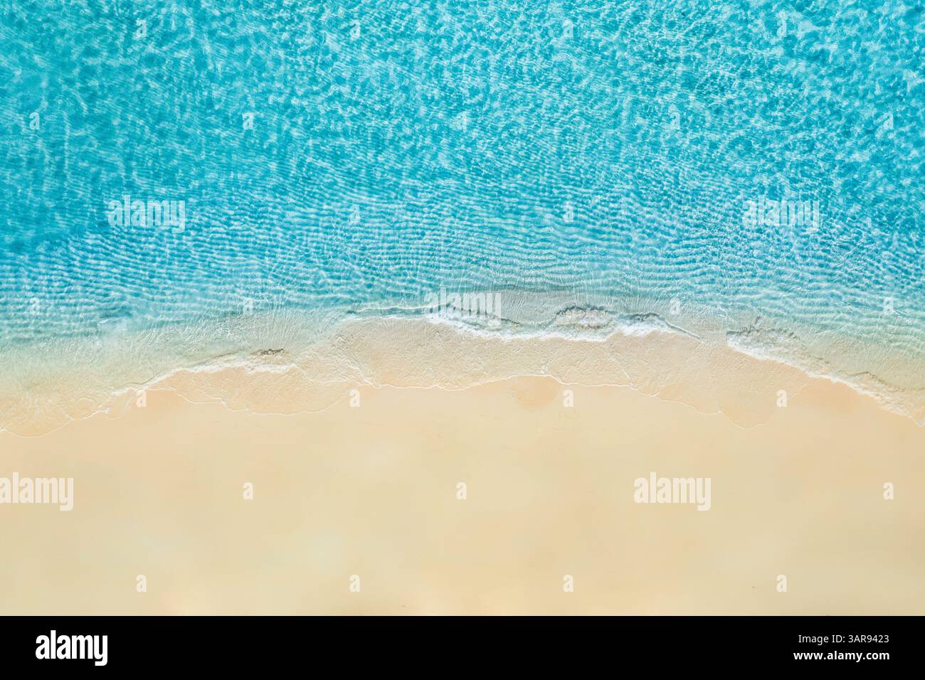 Golden sand beach turquoise waves hi-res stock photography and images ...
