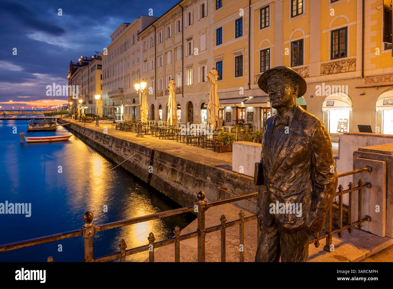 Statue of Irish writer James Joyce, Trieste, Friuli-Venezia Giulia, Italy Stock Photo