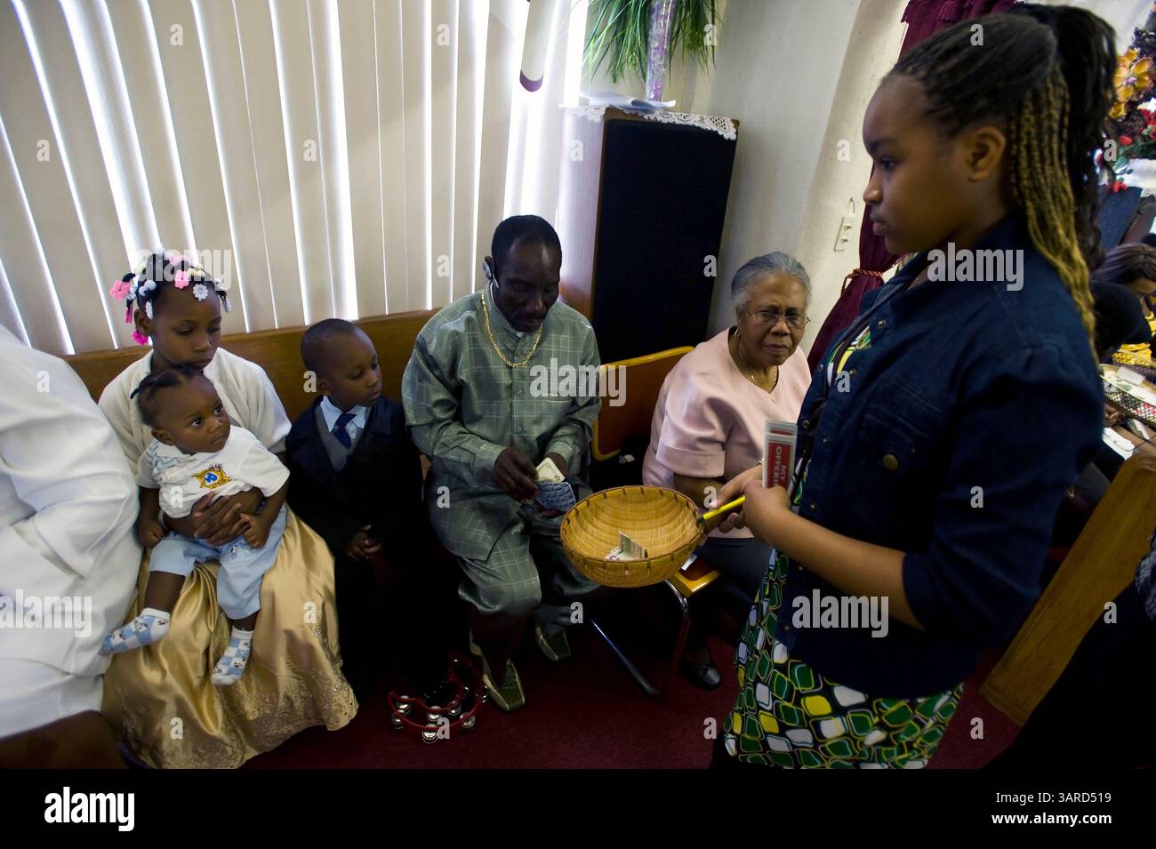 mission-chretienne-hi-res-stock-photography-and-images-alamy
