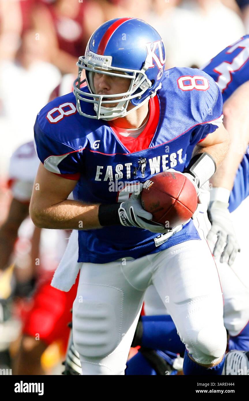 Todd Reesing Dimensional Big ten west division hi-res stock photography and images - Alamy