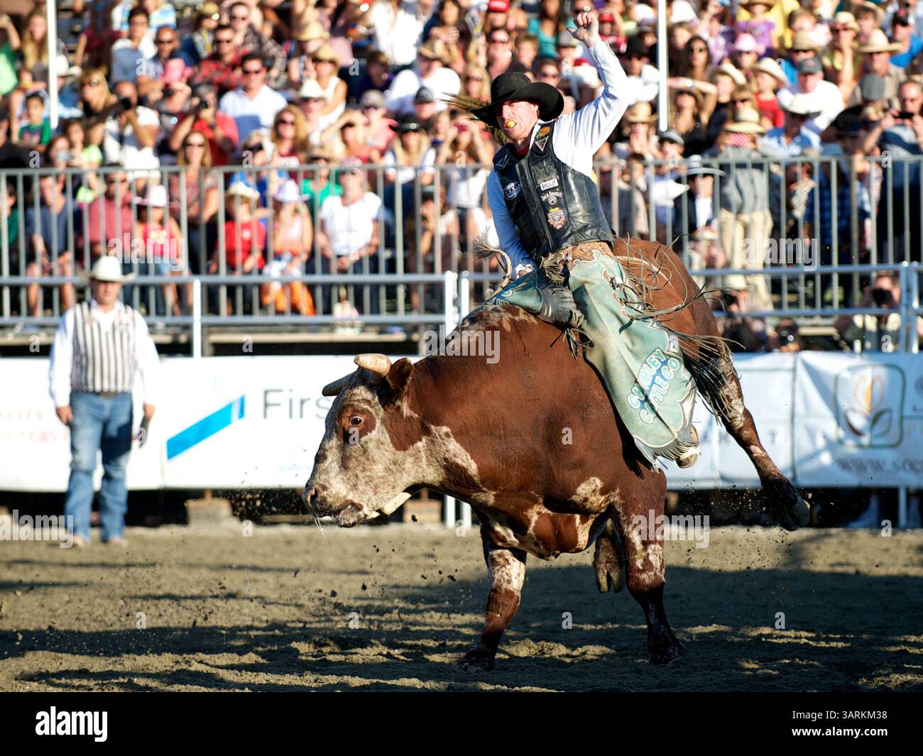 Midget rider hi-res stock photography and images - Alamy
