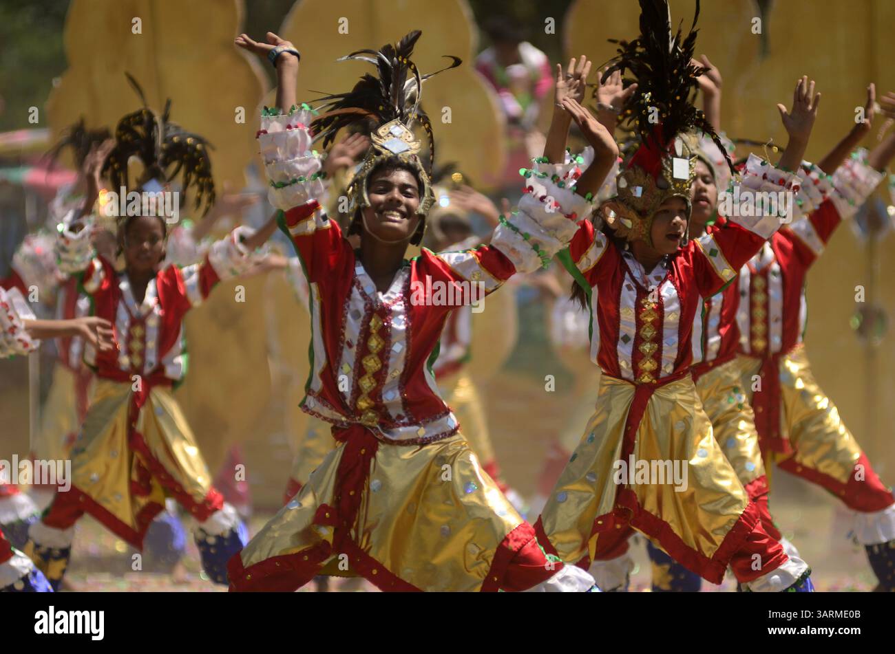Sept. 1, 2013 - Amas, North Cotabato, Philippines - Filipino performers ...