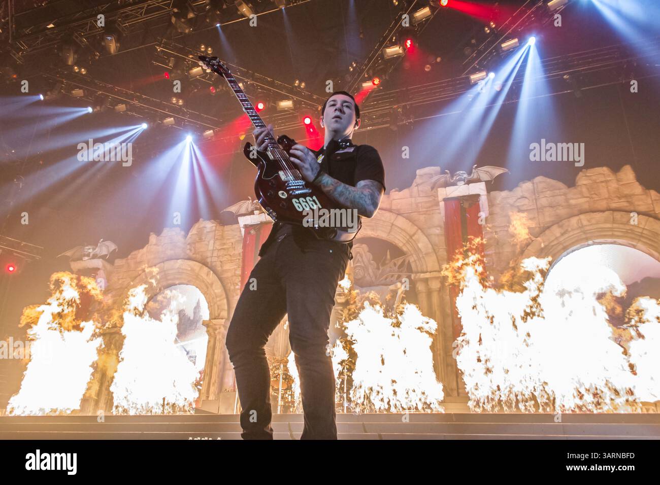 Zacky Vengeance of Avenged Sevenfold performs at the 2007 Vans