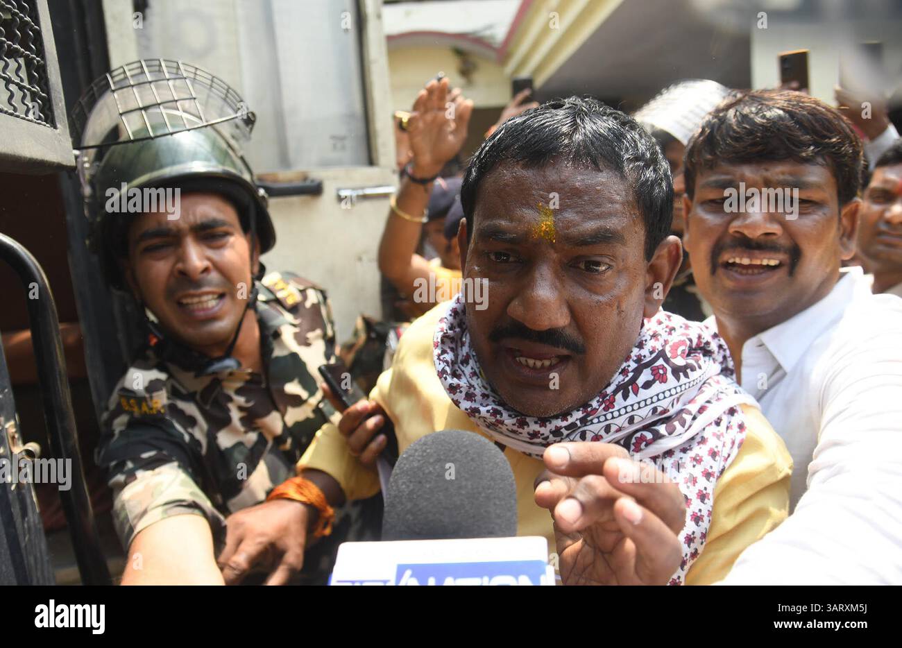Patna, India. 17th Apr, 2025. PATNA, INDIA - APRIL 17: Rashtriya Janata Dal (RJD) MLA Ritlal Yadav speaking with media persons after surrendered at Danapur Court in connection with an extortion case on April 17, 2025 in Patna, India. (Photo by Santosh Kumar/Hindustan Times/Sipa USA) Credit: Sipa USA/Alamy Live News Stock Photo