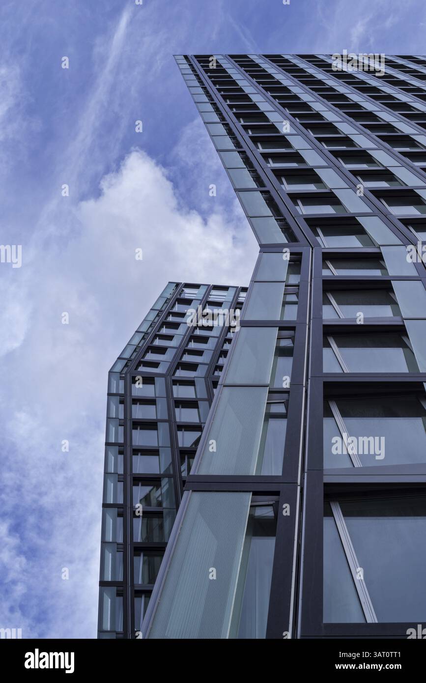 Modern high-rise building Stock Photo - Alamy