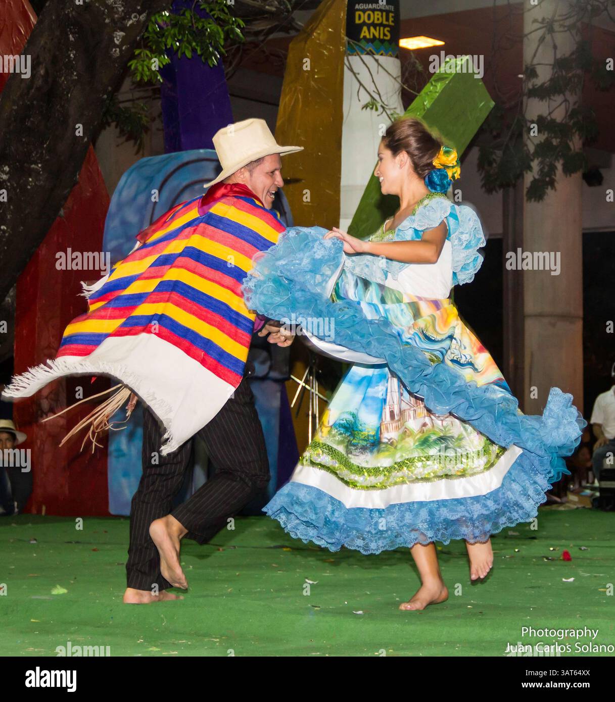 Reinado colombia hi-res stock photography and images - Alamy