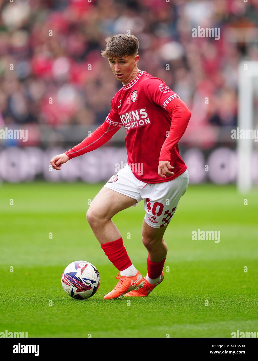 Bristol City's George Earthy during the Sky Bet Championship match at ...