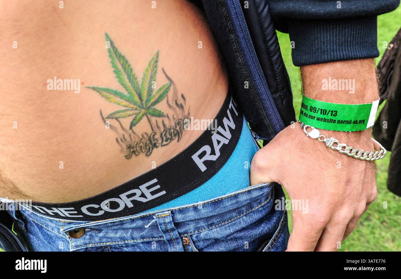 Cannabis tattoo hi-res stock photography and images - Page 3 - Alamy, image size:1300x905