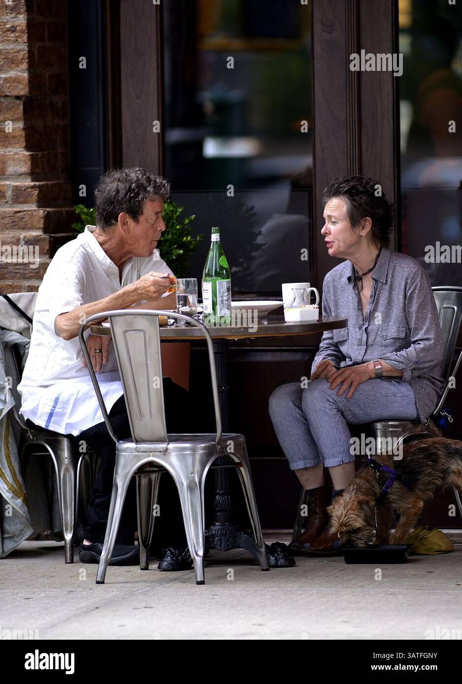 Lou Reed Wife Lou reed laurie anderson hi-res stock photography and images - Alamy