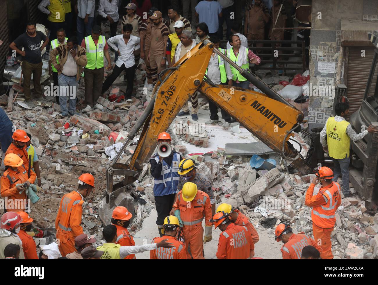 Ndff Rescue Rescue operation by National Disaster Response Force (NDRF) Delhi ...