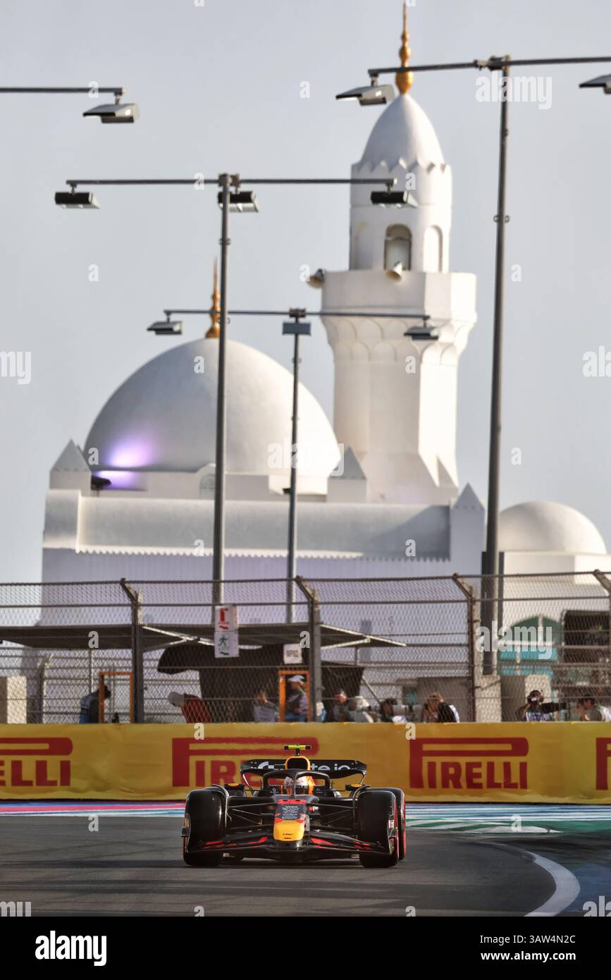 Jeddah, Saudi Arabia. 19th Apr, 2025. Yuki Tsunoda (JPN) Red Bull ...