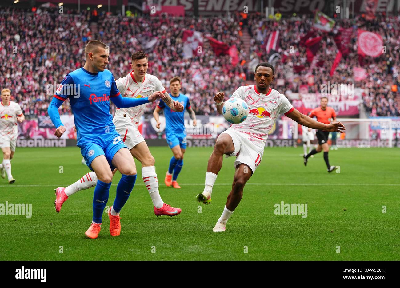 Red Bull Arena, Leipzig, Germany. 19th Apr, 2025. LoÃ¯s Openda of RB ...