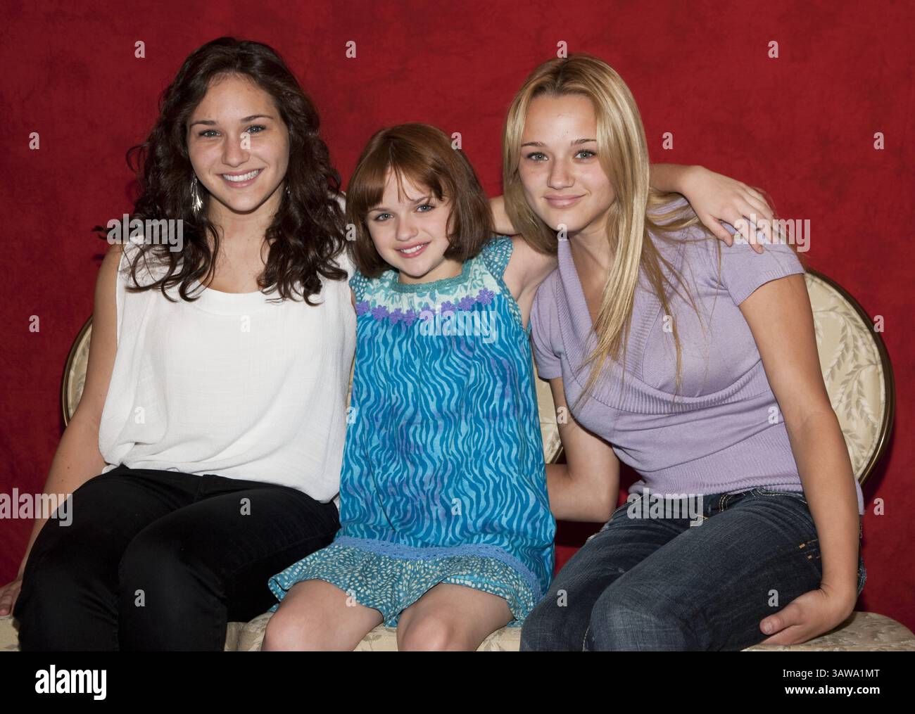 Selena Gomez stuns fans by revealing she spent five agonizing years feeling  “completely alone” and unable to like anyone after her split from Justin  Bieber—her shocking journey to healing includes a laugh-out-loud, “, image size:1300x1015