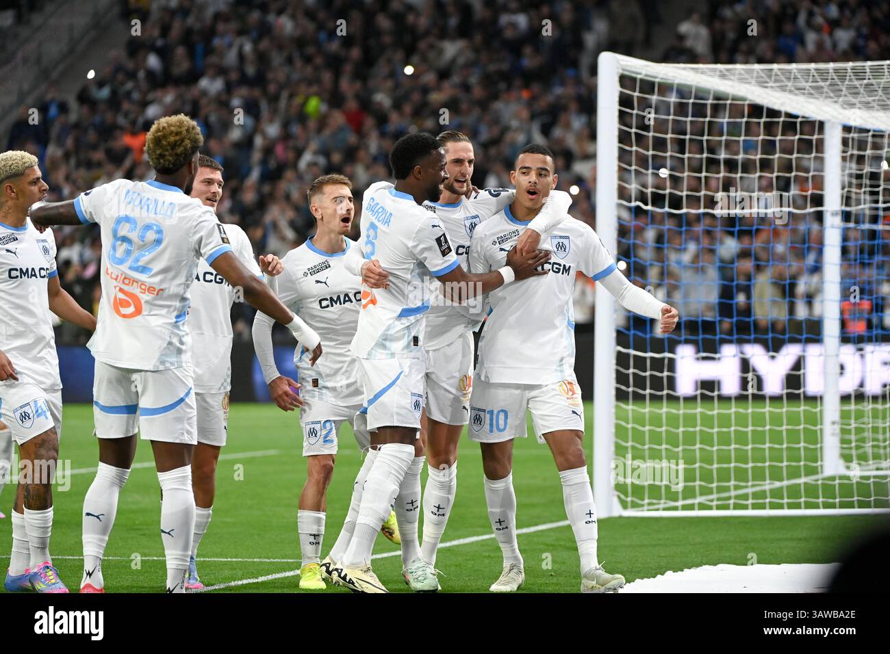21 Valentin RONGIER (om) - 06 Ulisses GARCIA (om) - 25 Adrien RABIOT ...