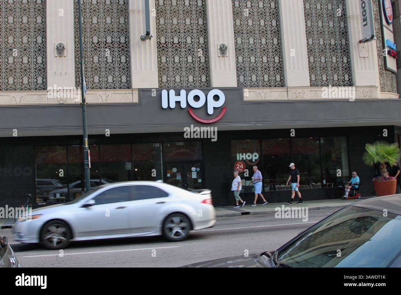 Ihop menu hi-res stock photography and images - Alamy, image size:1300x956