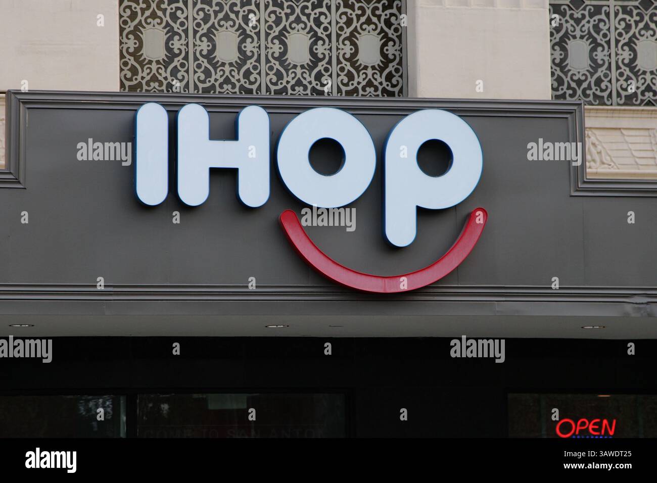 Ihop menu hi-res stock photography and images - Alamy, image size:1300x956