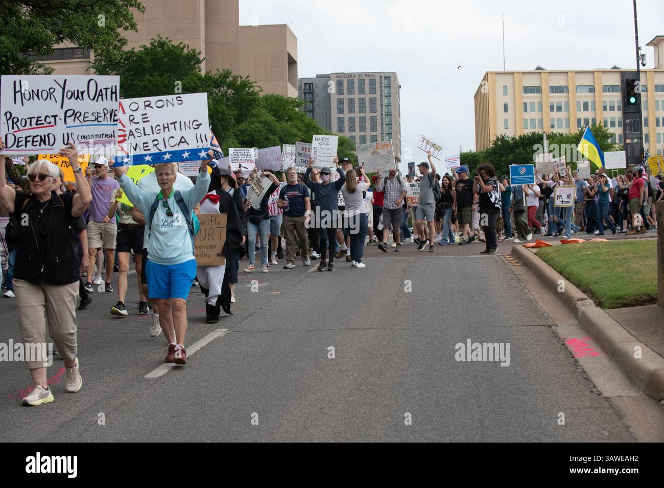 Dallas, Texas, USA. 19th Apr, 2025. Nearly 1,500 (est.) Dallas-area ...