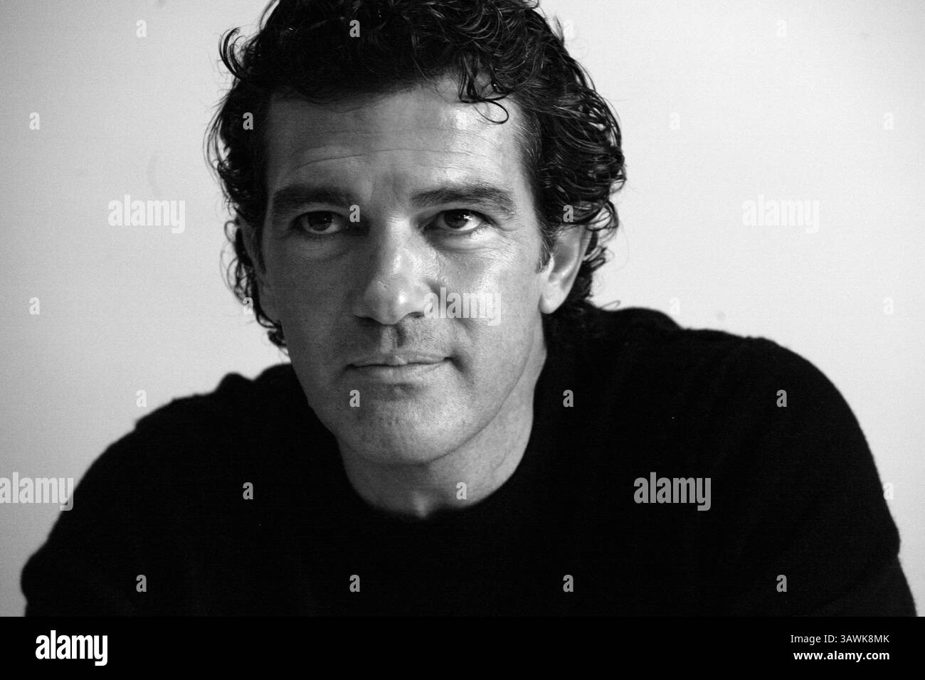 Banderas antonio Black and White Stock Photos \u0026 Images - Alamy, image size:1300x956