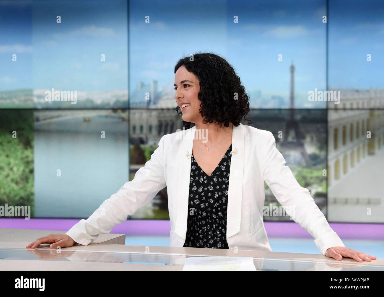 Manon Aubry Poses For Pictures Ahead Of An Interview For Dimanche En manon-aubry-poses-for-pictures-ahead-of-an-interview-for-dimanche-en
