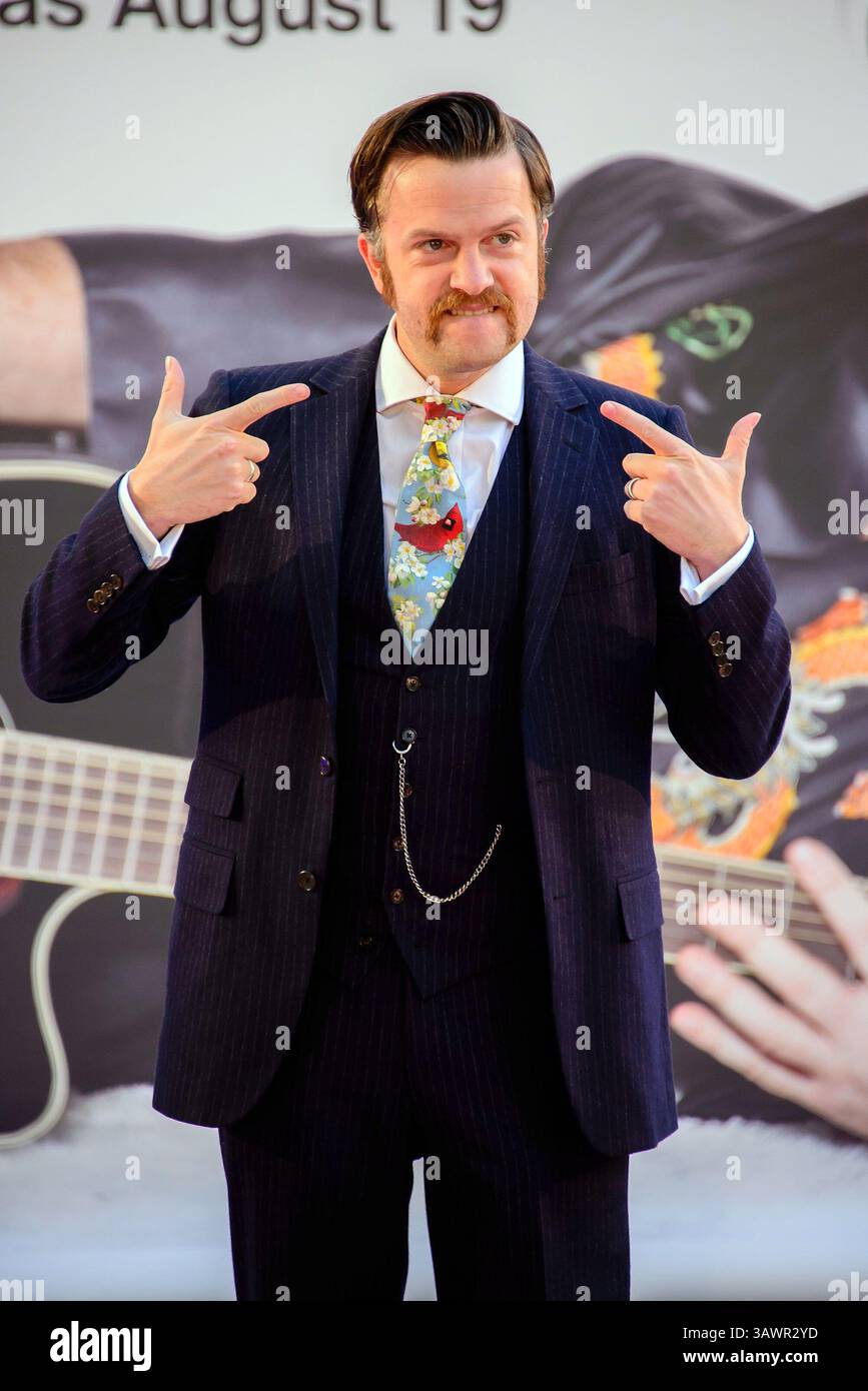 David brent hi-res stock photography and images - Alamy, image size:867x1390