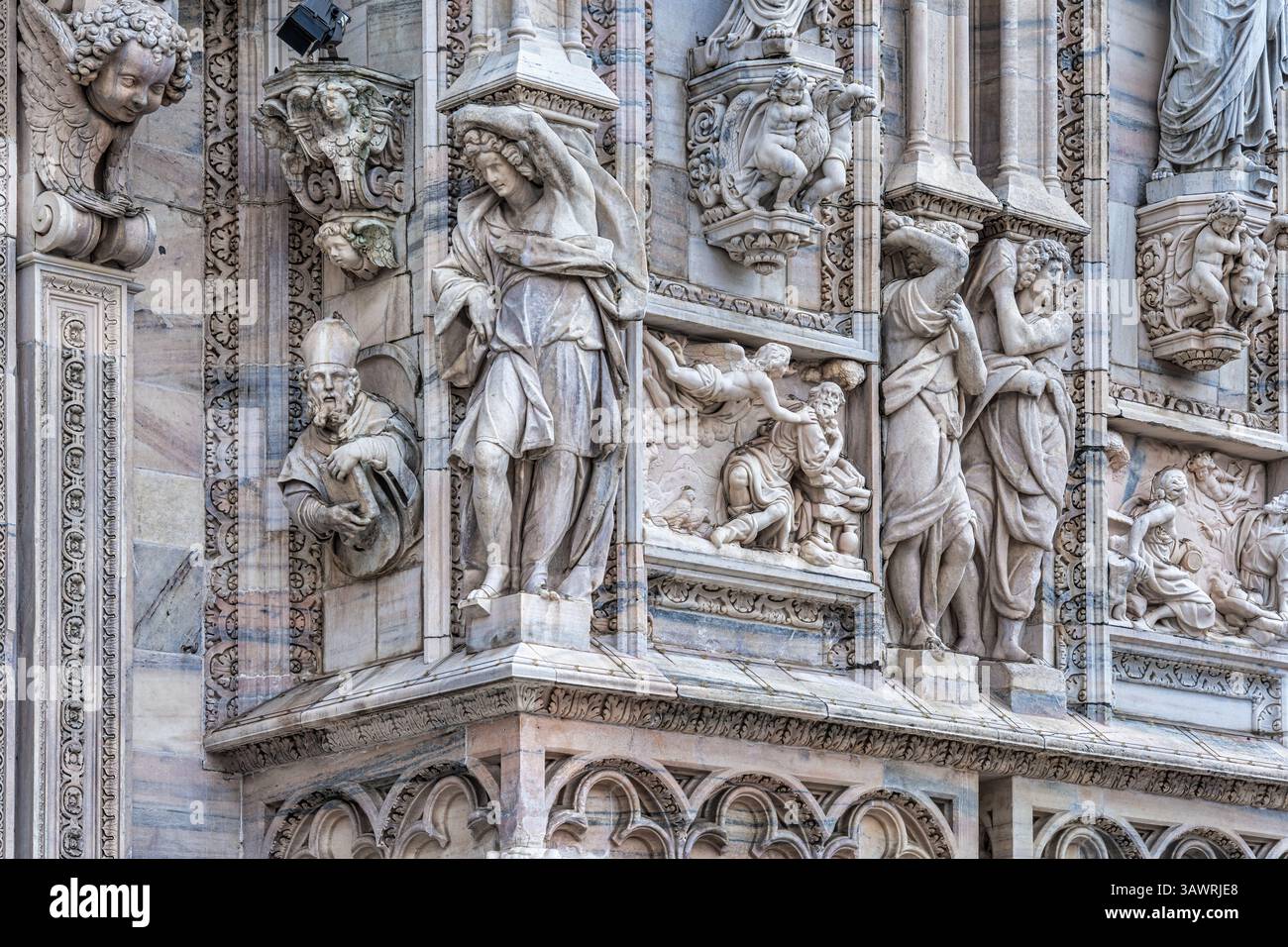 Detailed Stone Carvings on Milan Cathedral Facade. masterful ...