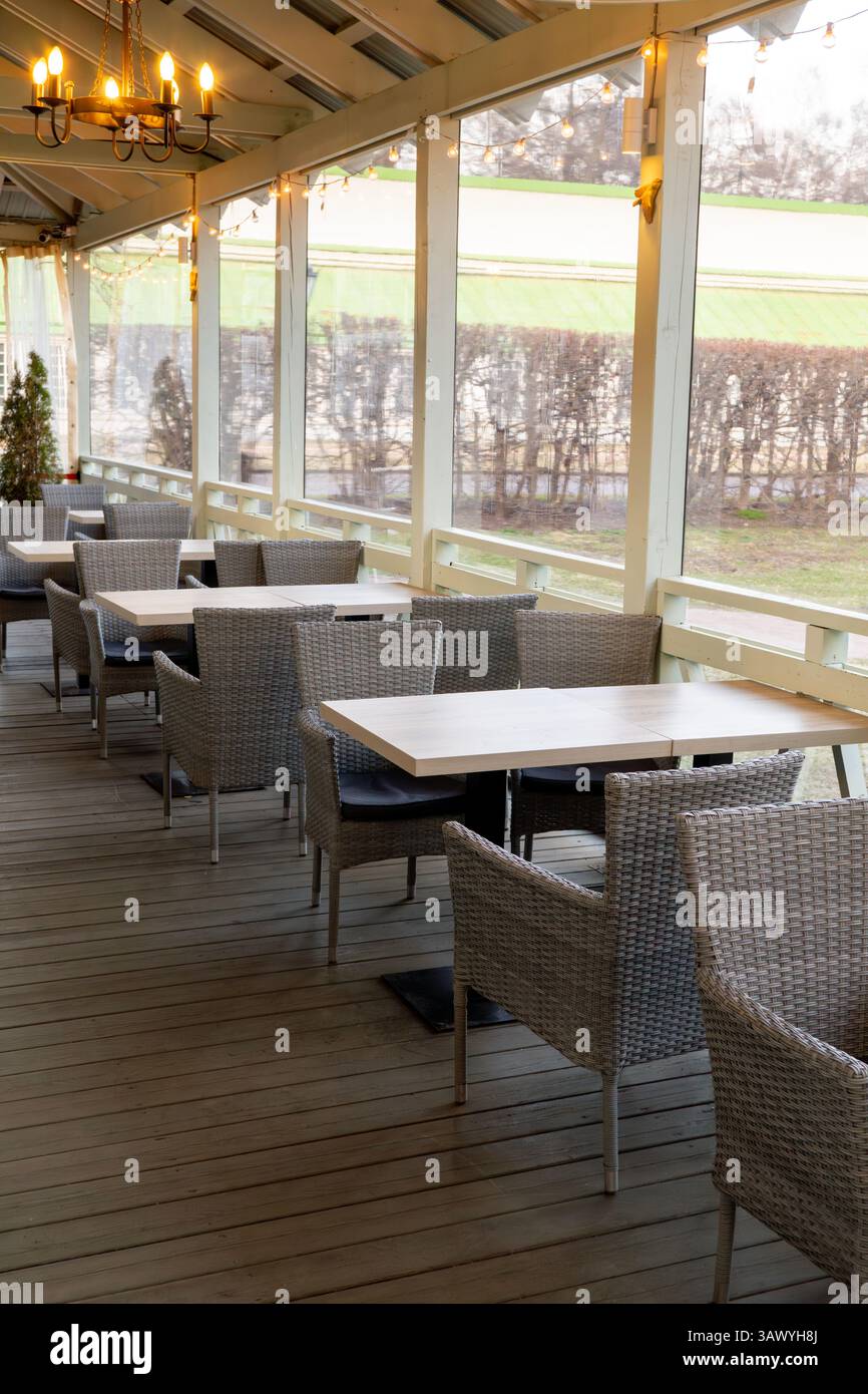 Leisure seating arrangement hi-res stock photography and images - Alamy