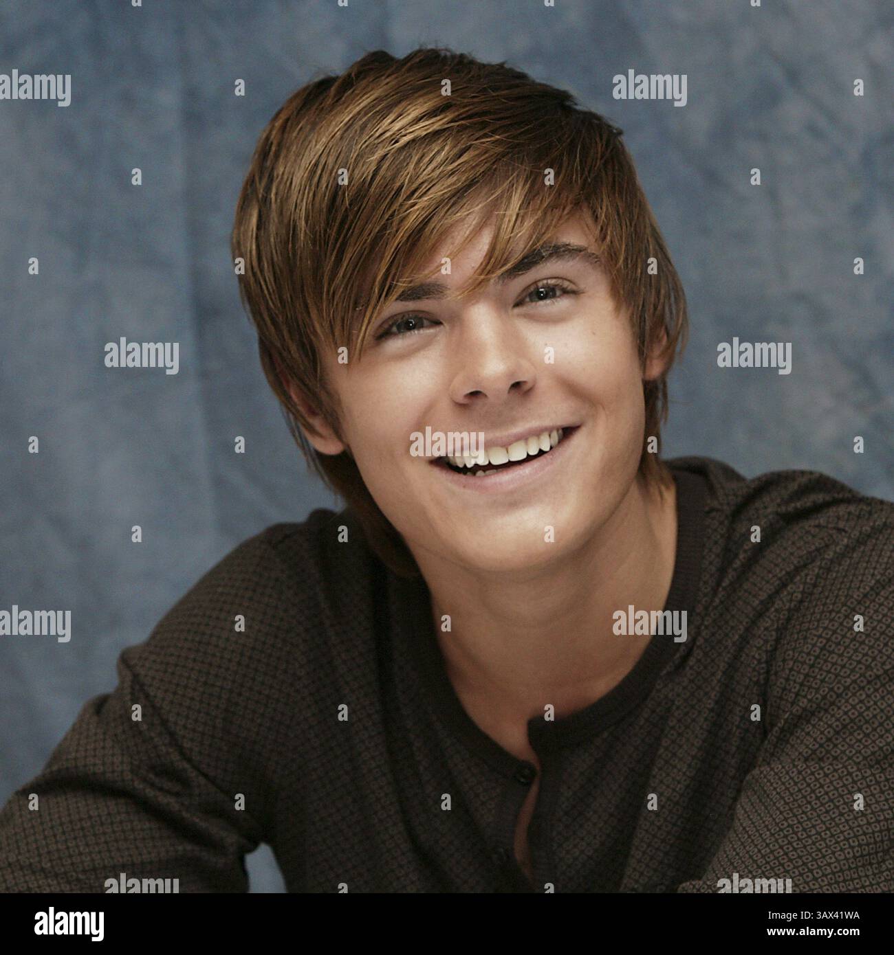 July 24, 2007 - Hollywood, California, U.S. - Zac Efron promoting ...