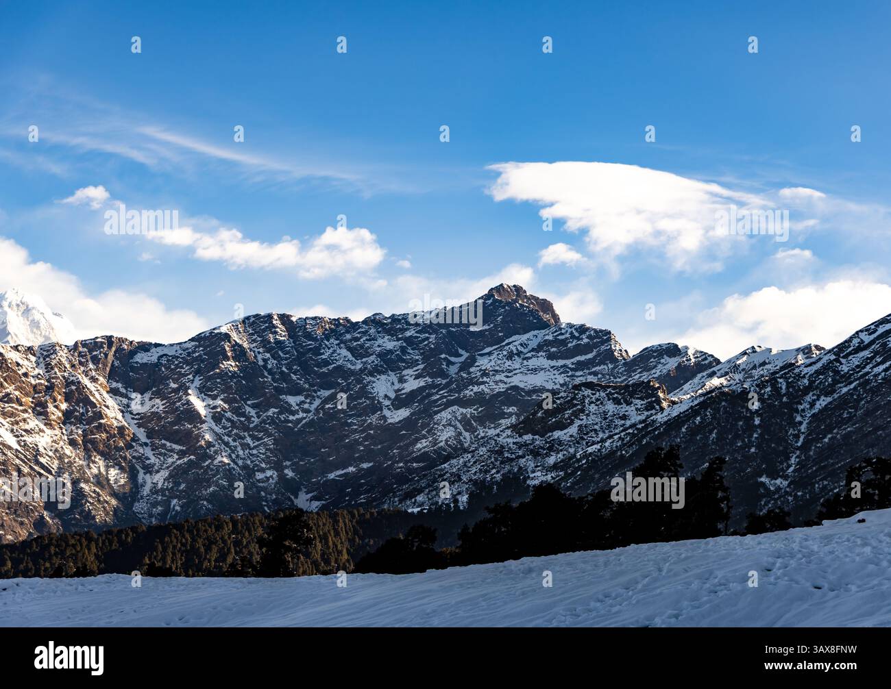 Photo inspiration: Gallery Detail: Breathtaking View Of Snowcap Mountain Range With Bright Sky Image
