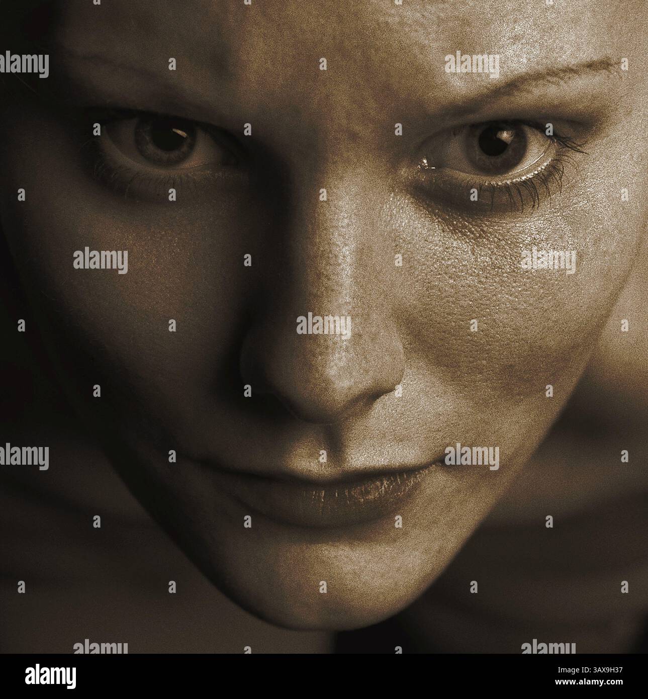 Sepia toned portraits hi-res stock photography and images - Alamy
